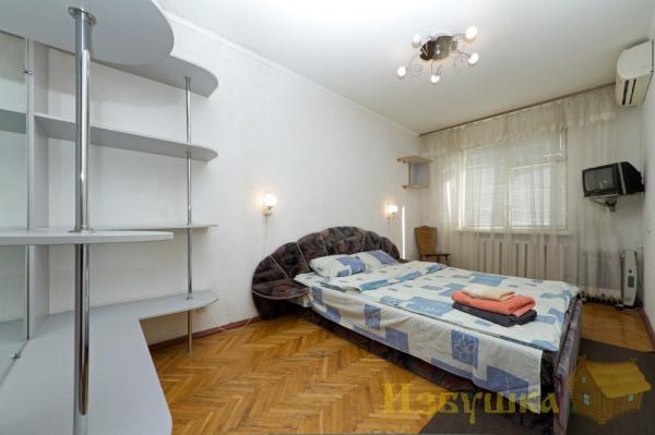 Mihaylovskiy lane 7, Ukraine / Kiev / Shevchenkivskyi, One bedroom flats